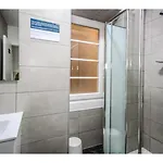 Houze Spacious 9 Bedroom Flat In Central Lisbon *